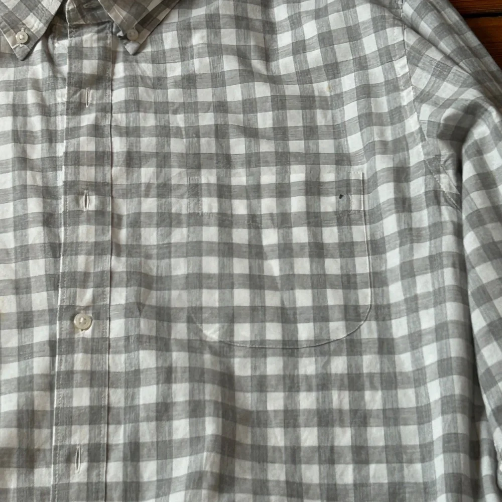 Sewn for J Crew  Gray/White Check Men's Button Down Sz L‎